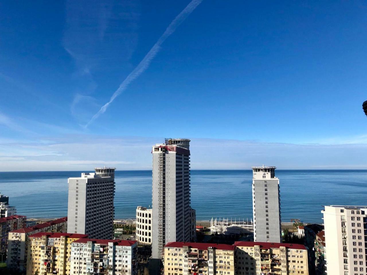 Cozy Bright Apartment With Amazing Sea View Batumi Ngoại thất bức ảnh