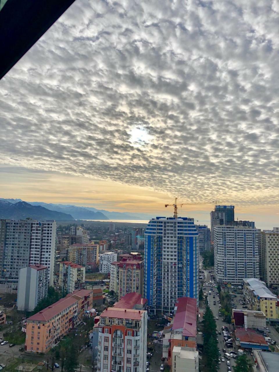 Cozy Bright Apartment With Amazing Sea View Batumi Ngoại thất bức ảnh