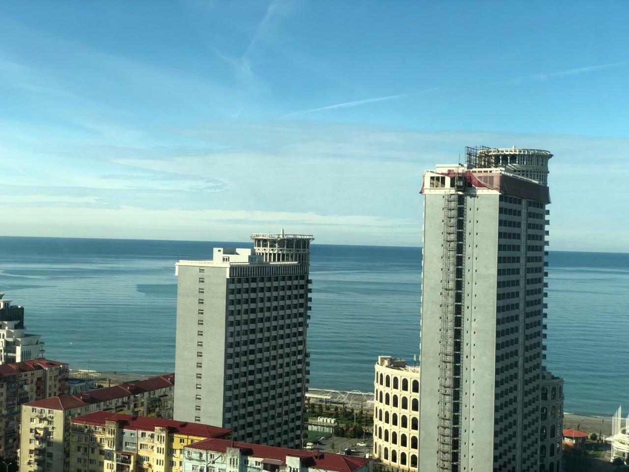 Cozy Bright Apartment With Amazing Sea View Batumi Ngoại thất bức ảnh